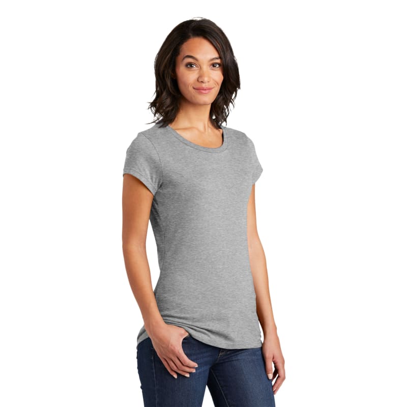 District Women's Fitted Very Important Tee . 124