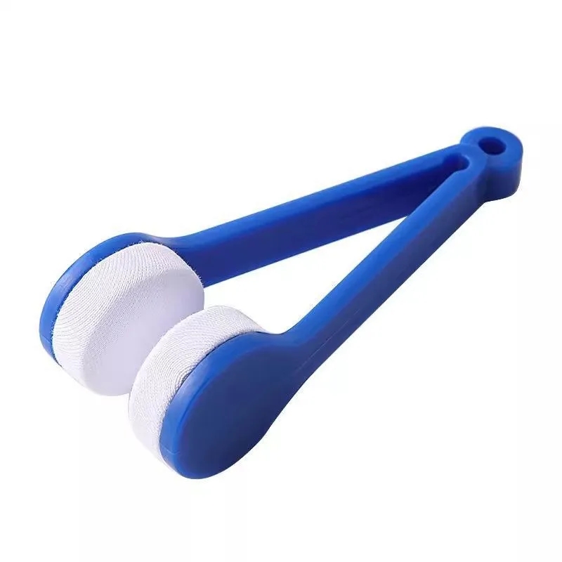 Handheld ABS Glasses Cleaner with Keychain 4