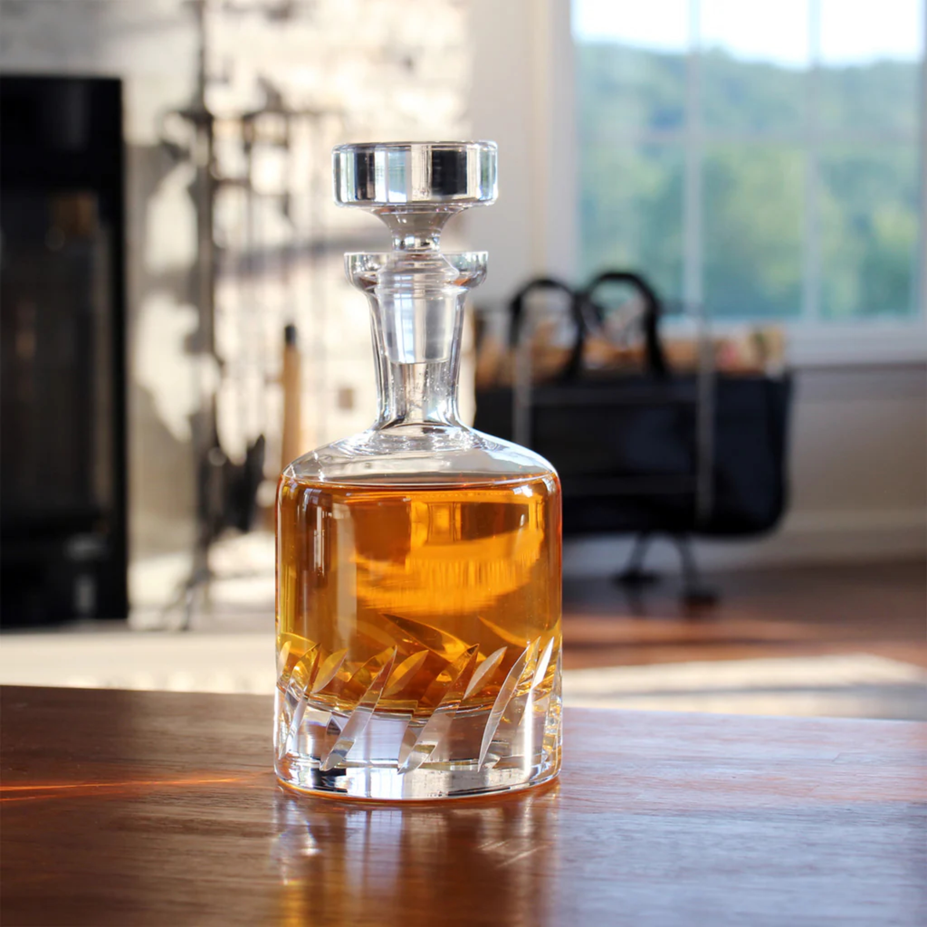 Beveled Blade Lead-Free Crystal Decanter 6