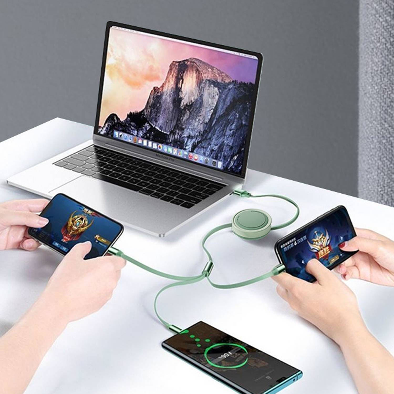 66W 3 in 1 Retractable Fast Charging Cable 9