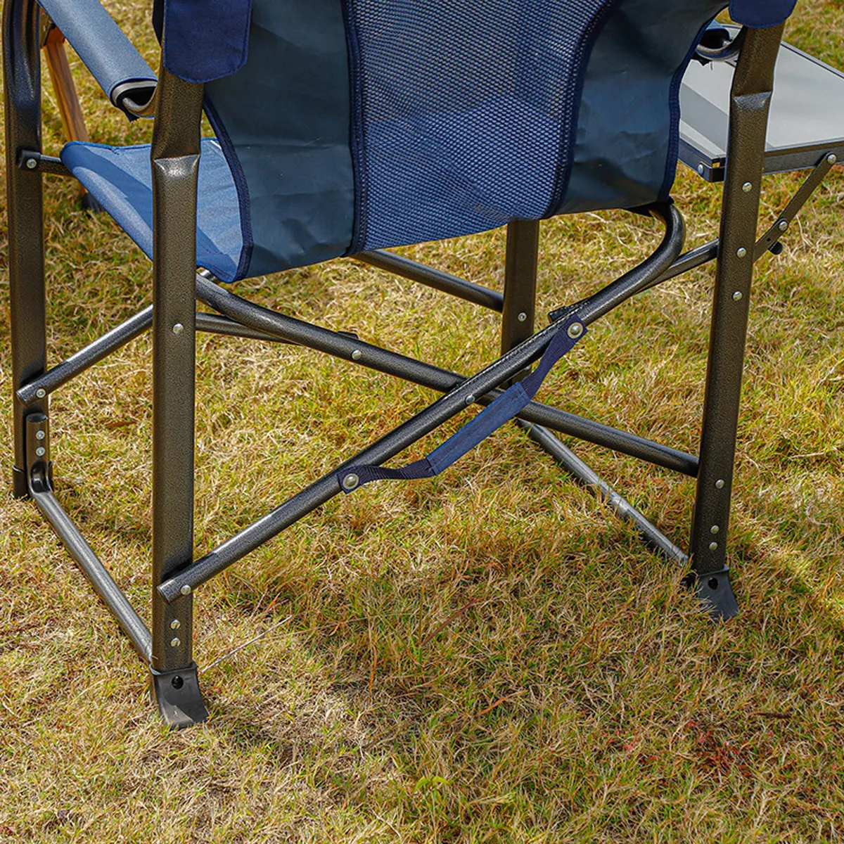 Portable Folding Upgraded Oversized Directors Chairs w/Table 2