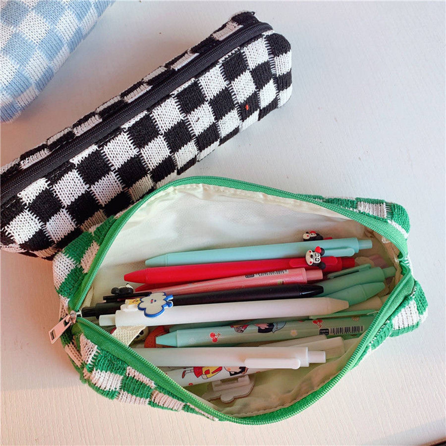Knitted Plaid Pencil Pouch 10