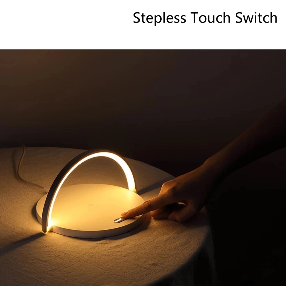 Table Lamp with Wireless Charging 3
