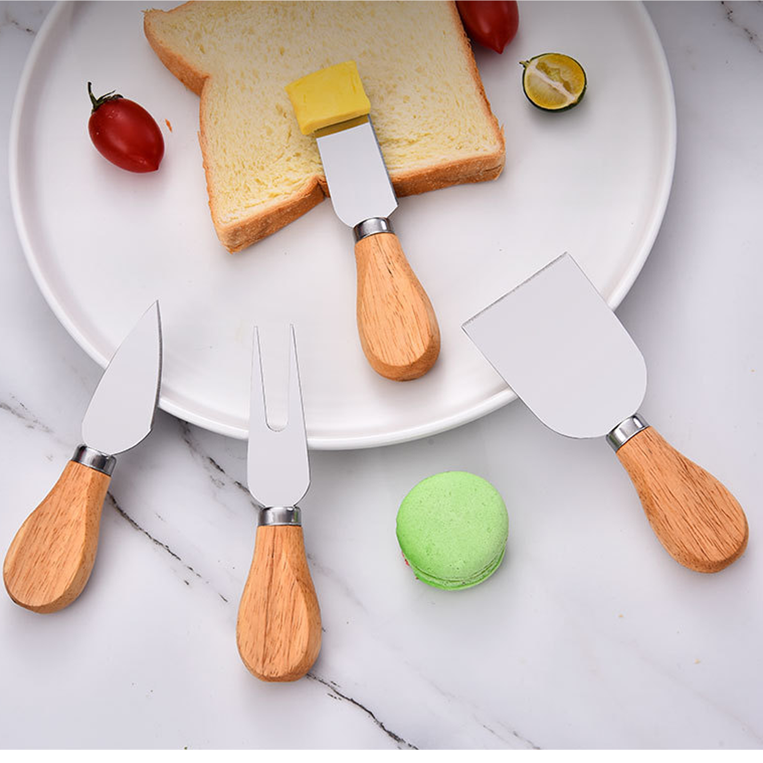 Gourmet wood cheese set with 4 Tools 1