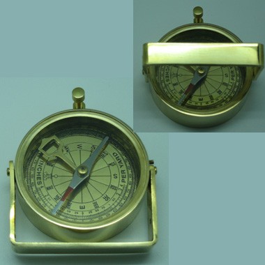 BRASS HANDLE COMPASS 2