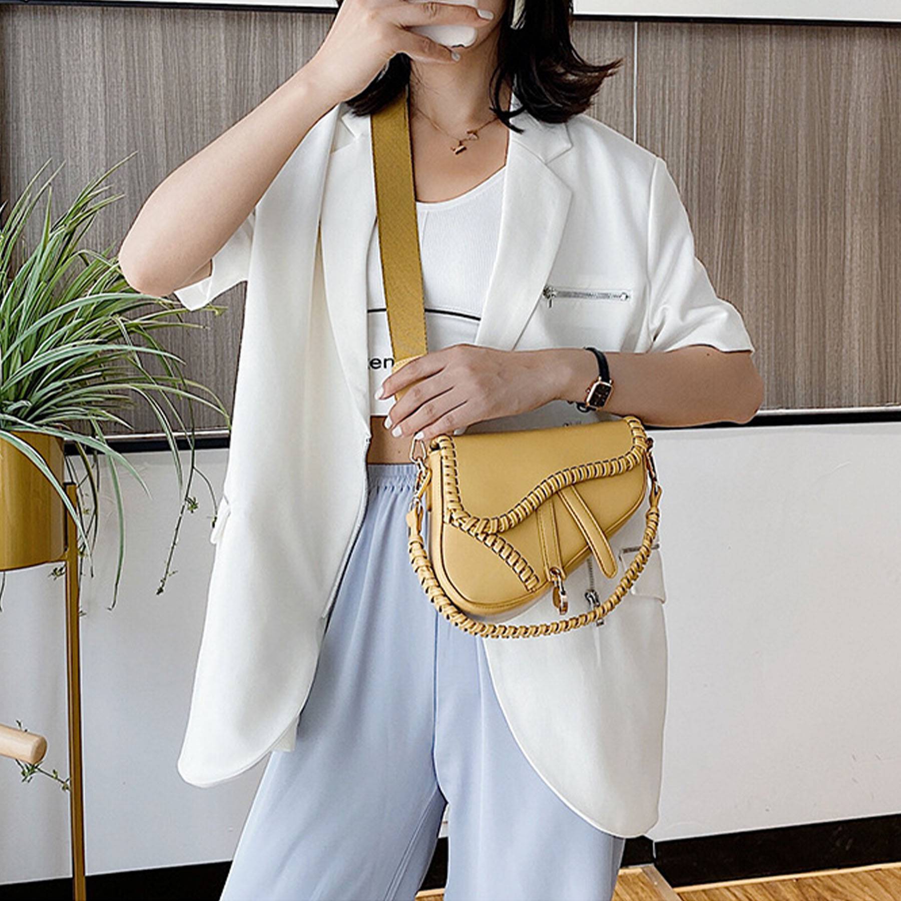 PU Leather Ladies Saddle Handbag Crossbody Bag 8
