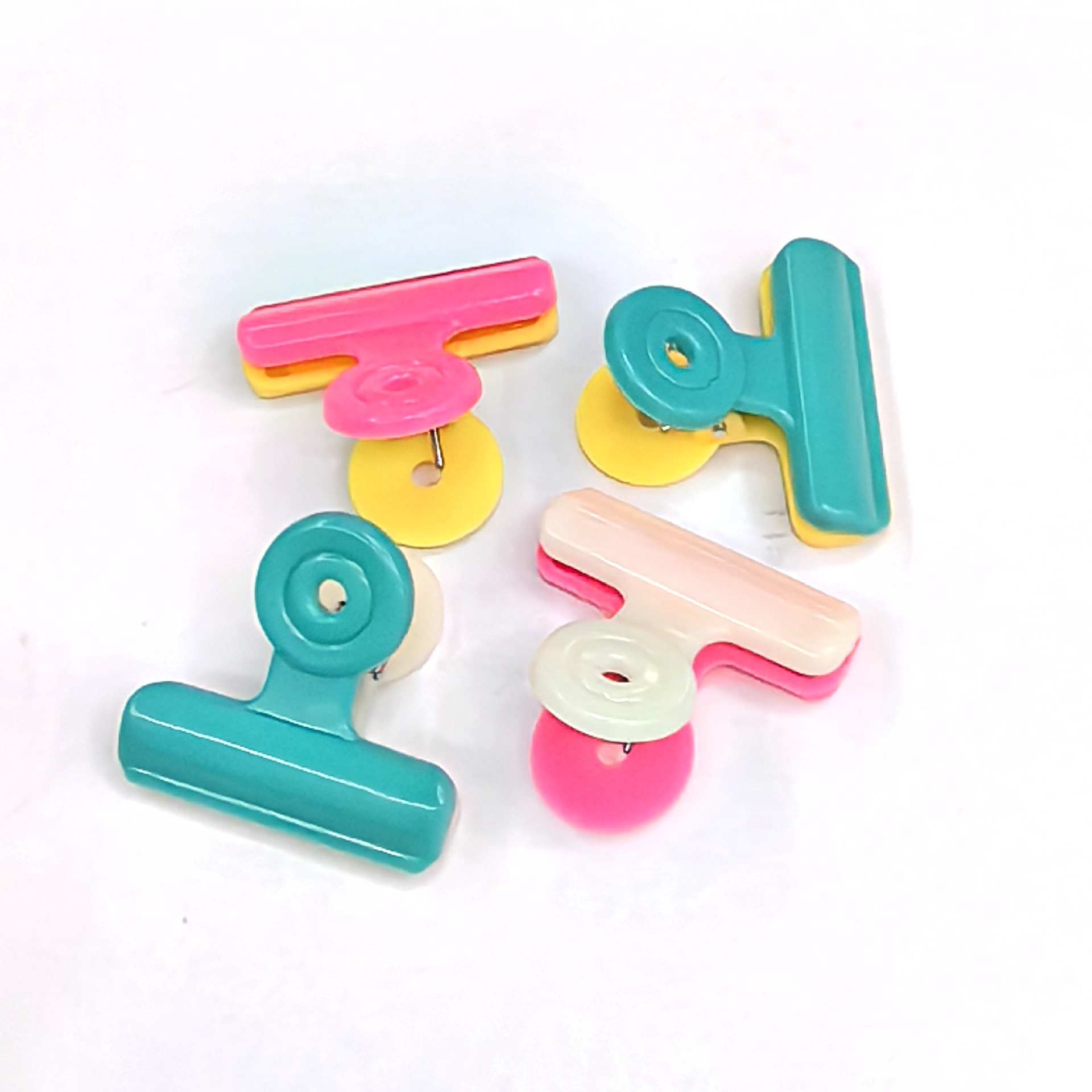 Plastic Chip Bag Clips 2