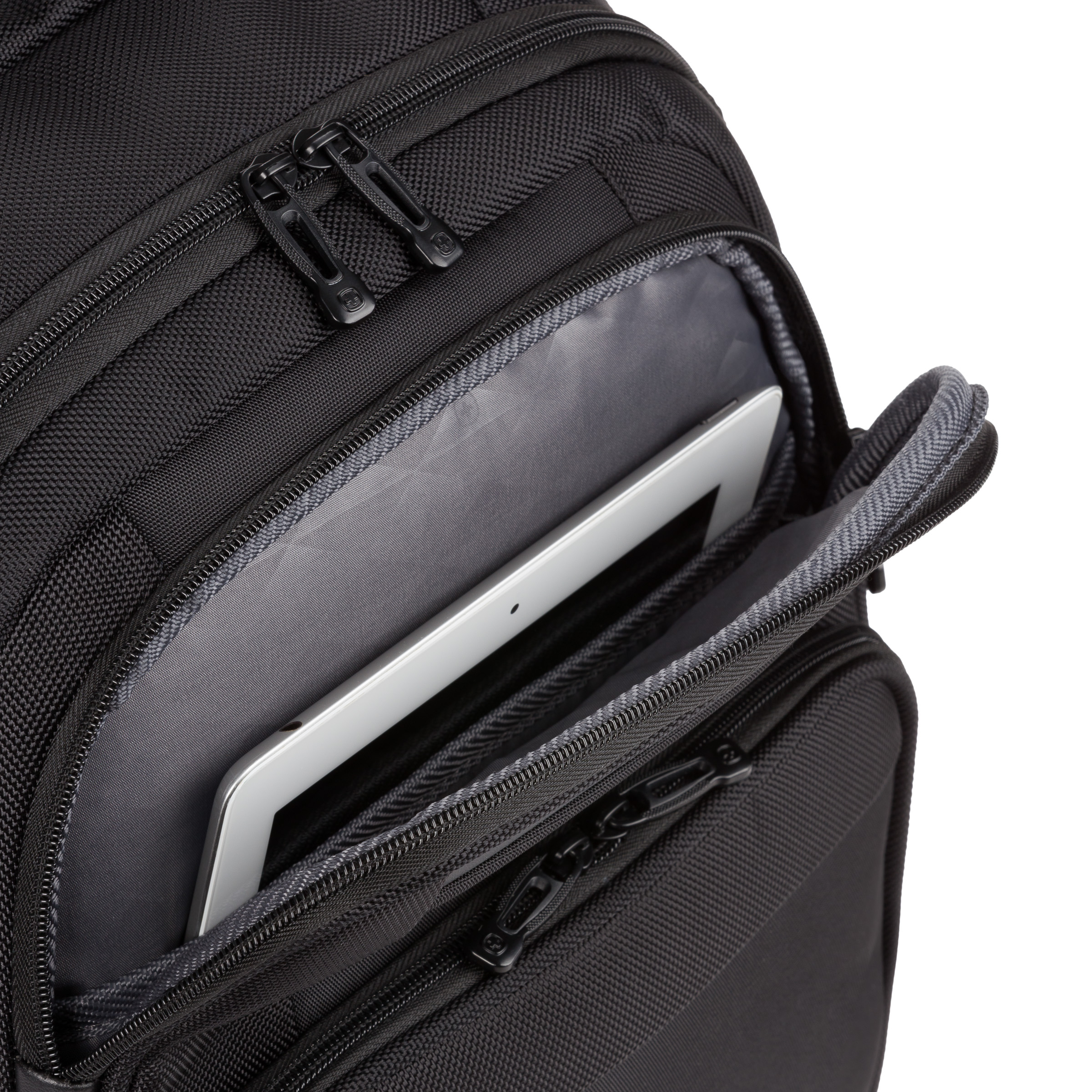 SWISSGEAR 6392 Sleek Pro ScanSmart Laptop Backpack 3