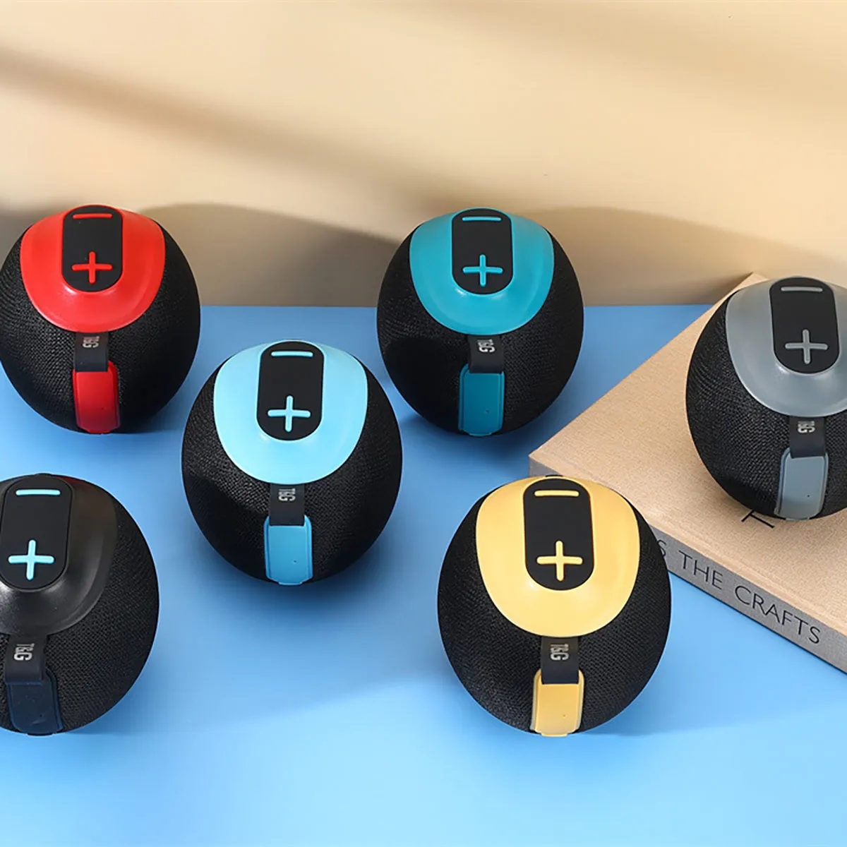 Mini Round Portable Wireless Bluetooth spherical Speaker 4