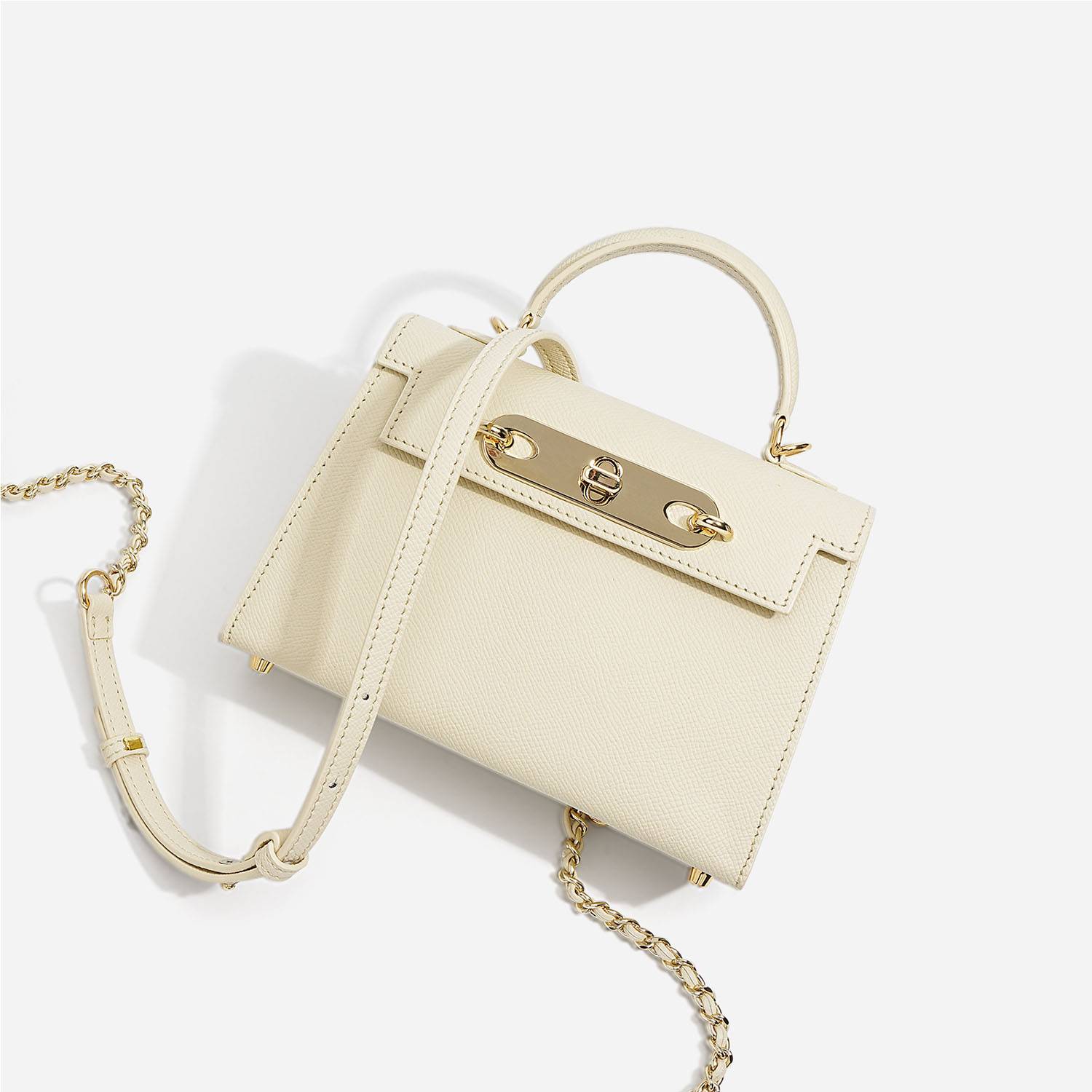 Dermis Small Square Crossbody Chain Bag 2