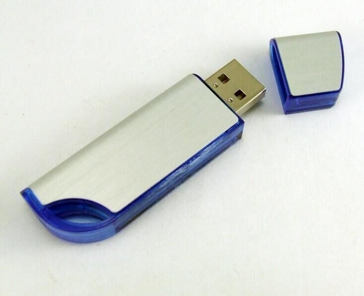 Simple Design Dapper 2GB USB Flash Memory Drive Disk 1
