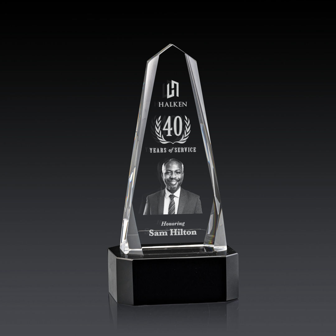 Geneva 3D Award on Base - Black 3