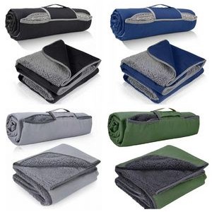 Outdoor Foldable Waterproof Blanket with Sherpa Lining 4