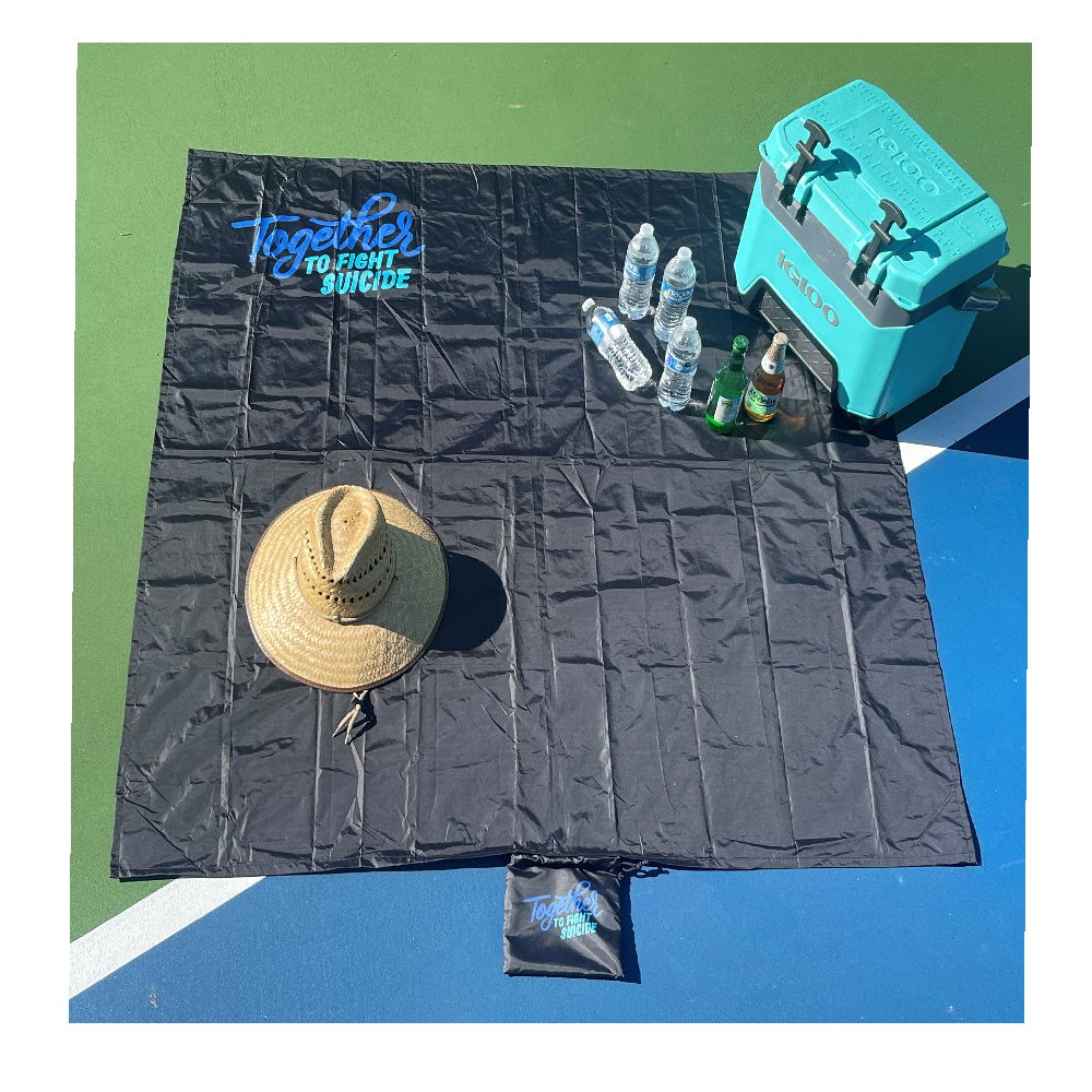 Picnic Blanket W/weighted corners 3