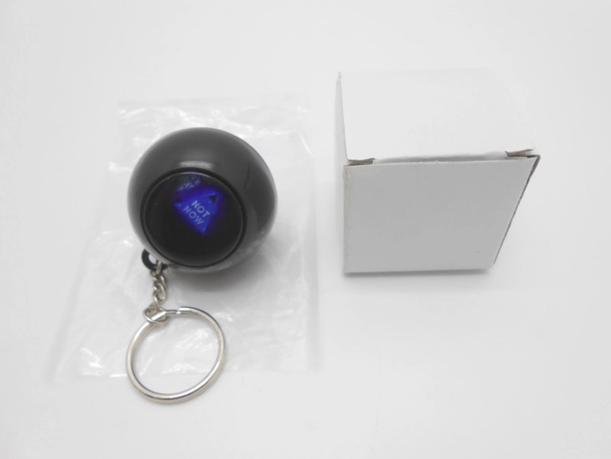 Magic 8 Ball Keychain 3