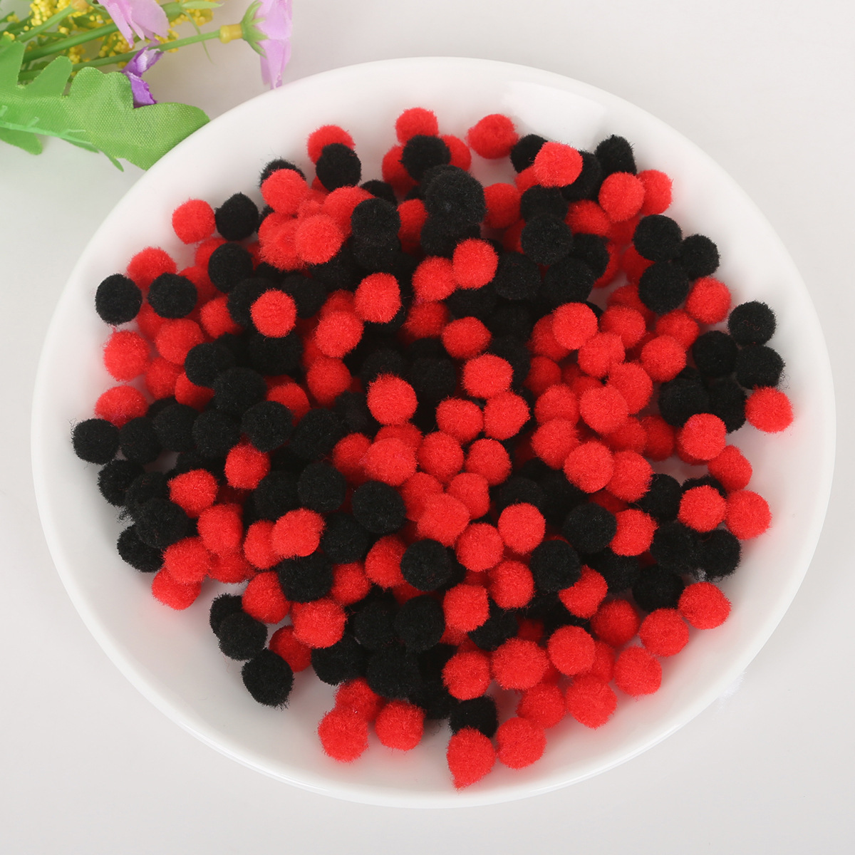 Soft and Fluffy Craft Pom Pom Balls ( 500 pieces ) 11