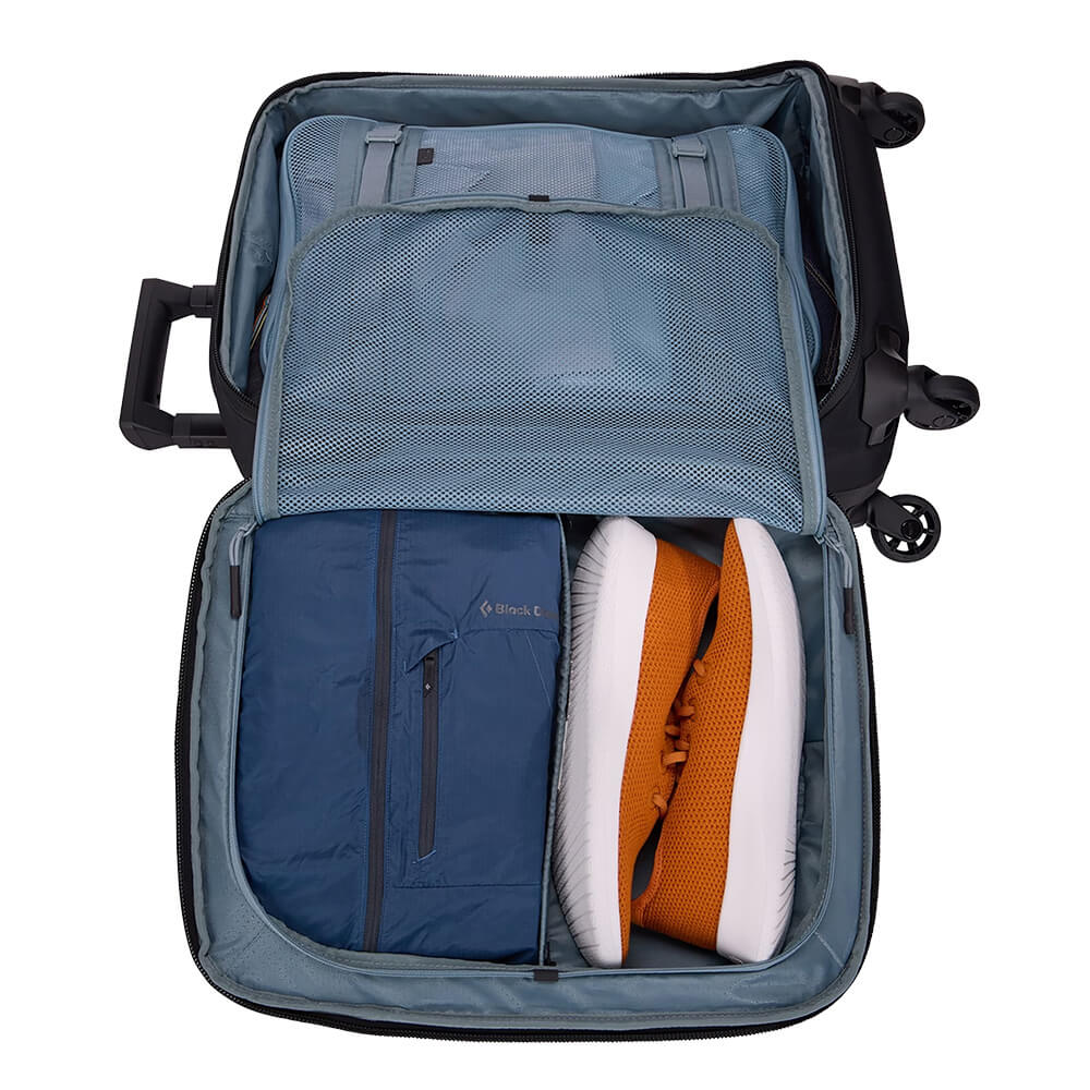 Thule Subterra 2 Carry On Spinner 2