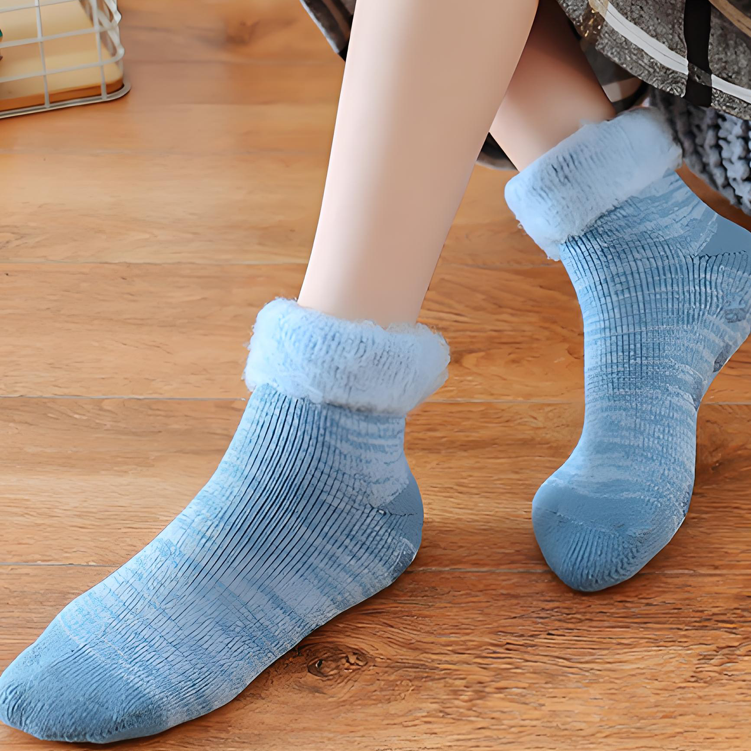 Winter Warm and Thickened Floor Socks for Home Use 7