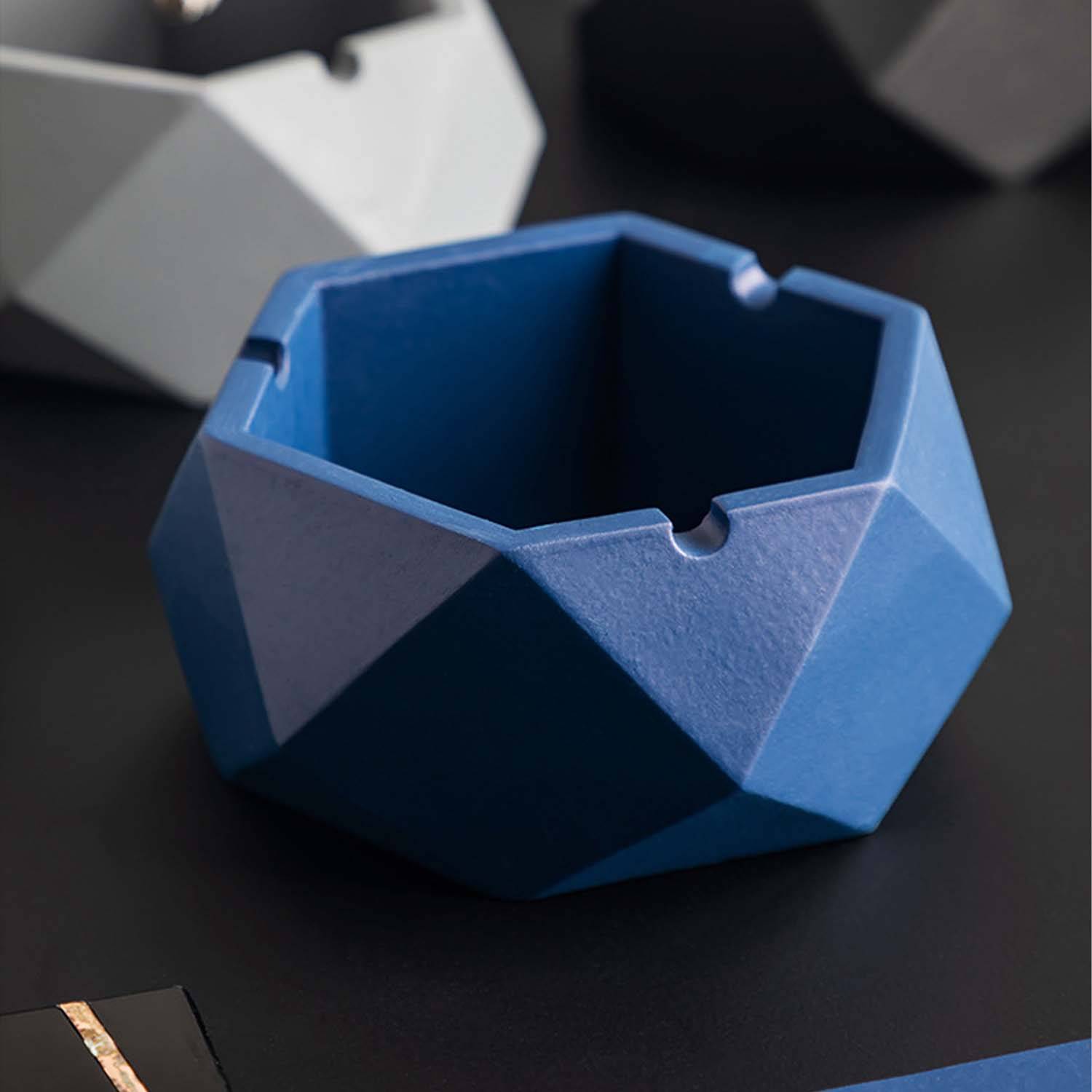 Personalized Diamond Shaped Cement Ashtray 7