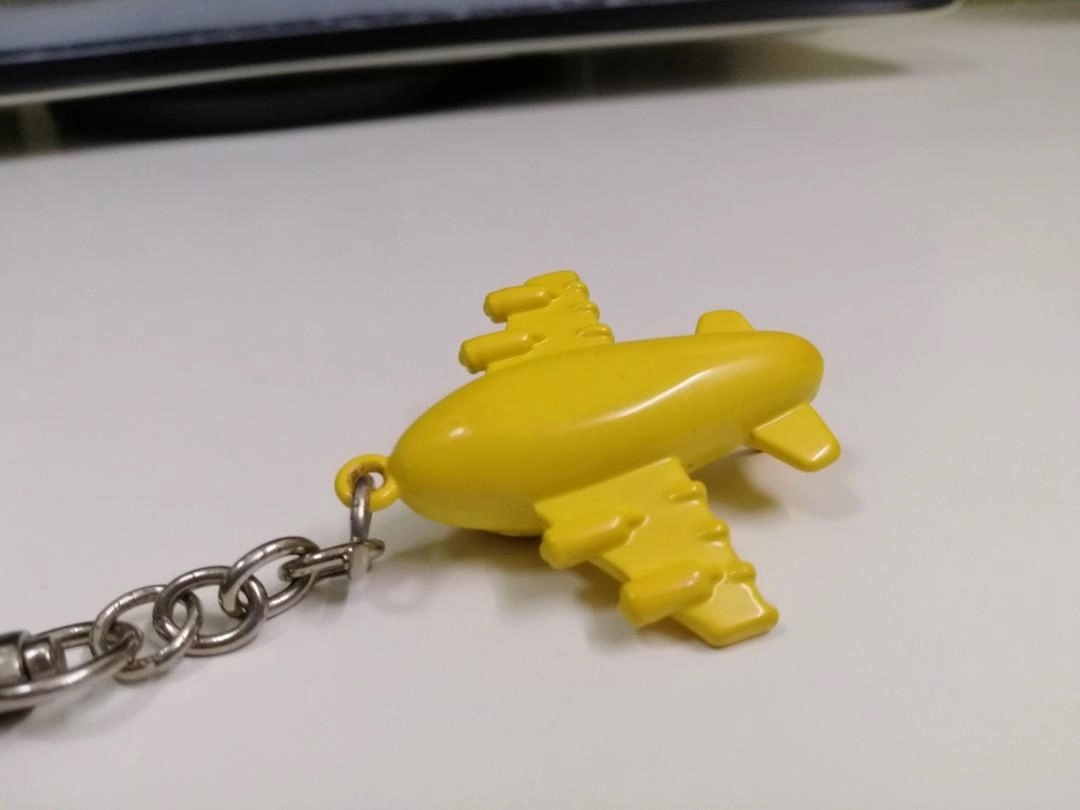 Vintage Metal Key Chain Diecast Aircraft Model 5