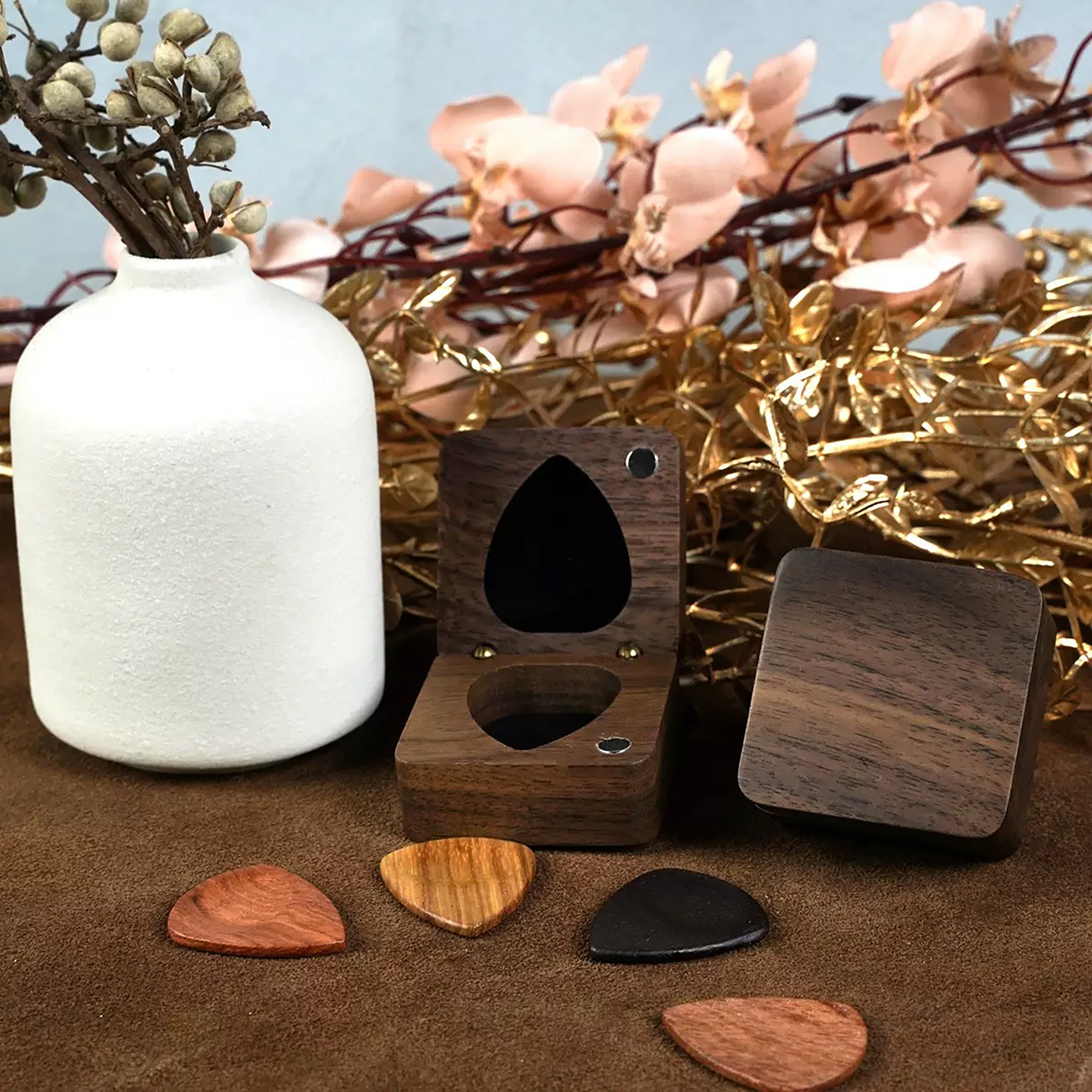 Custom Wood Guitar Pick Set with Storage Box 2
