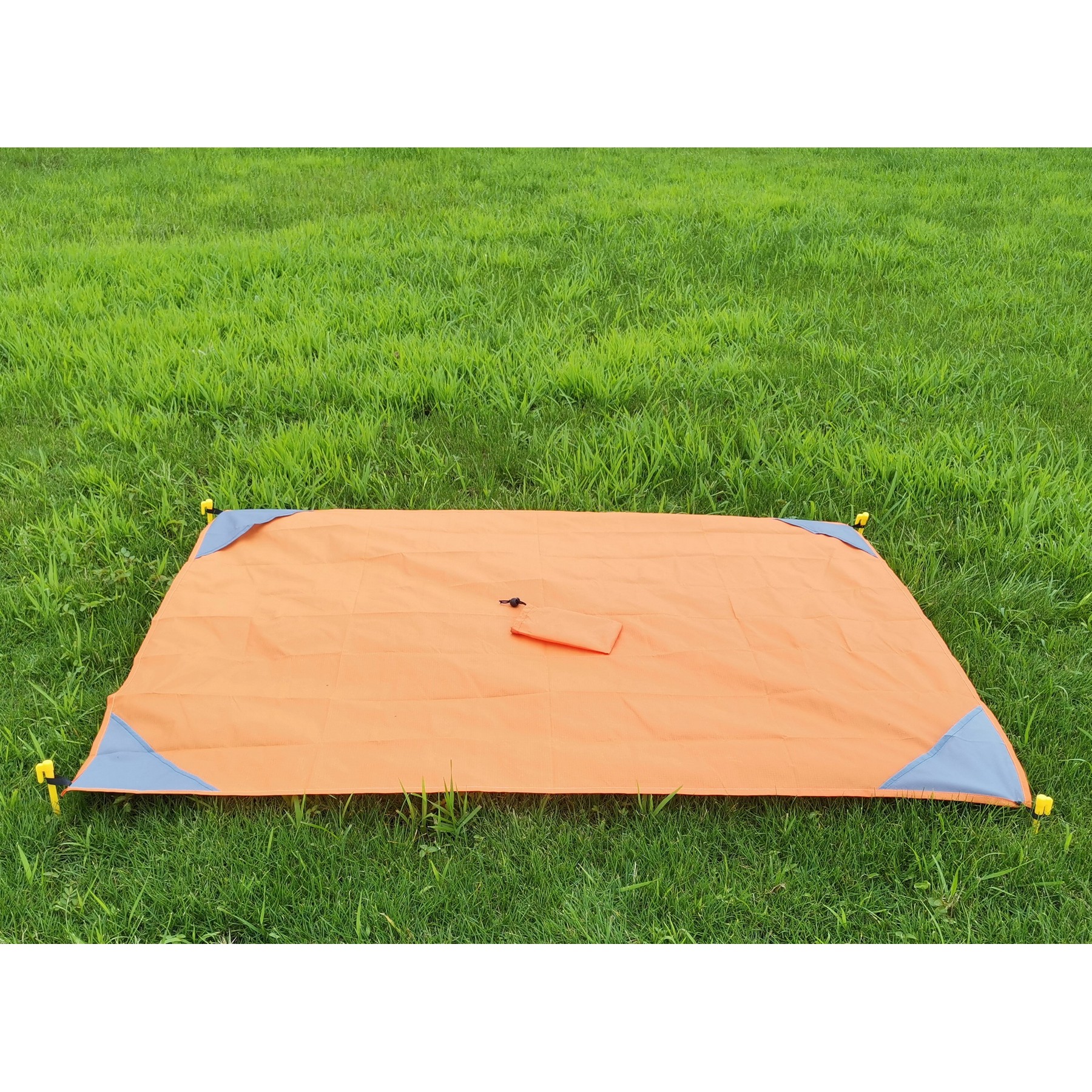 Collapsible Large Beach Picnic Mat 9