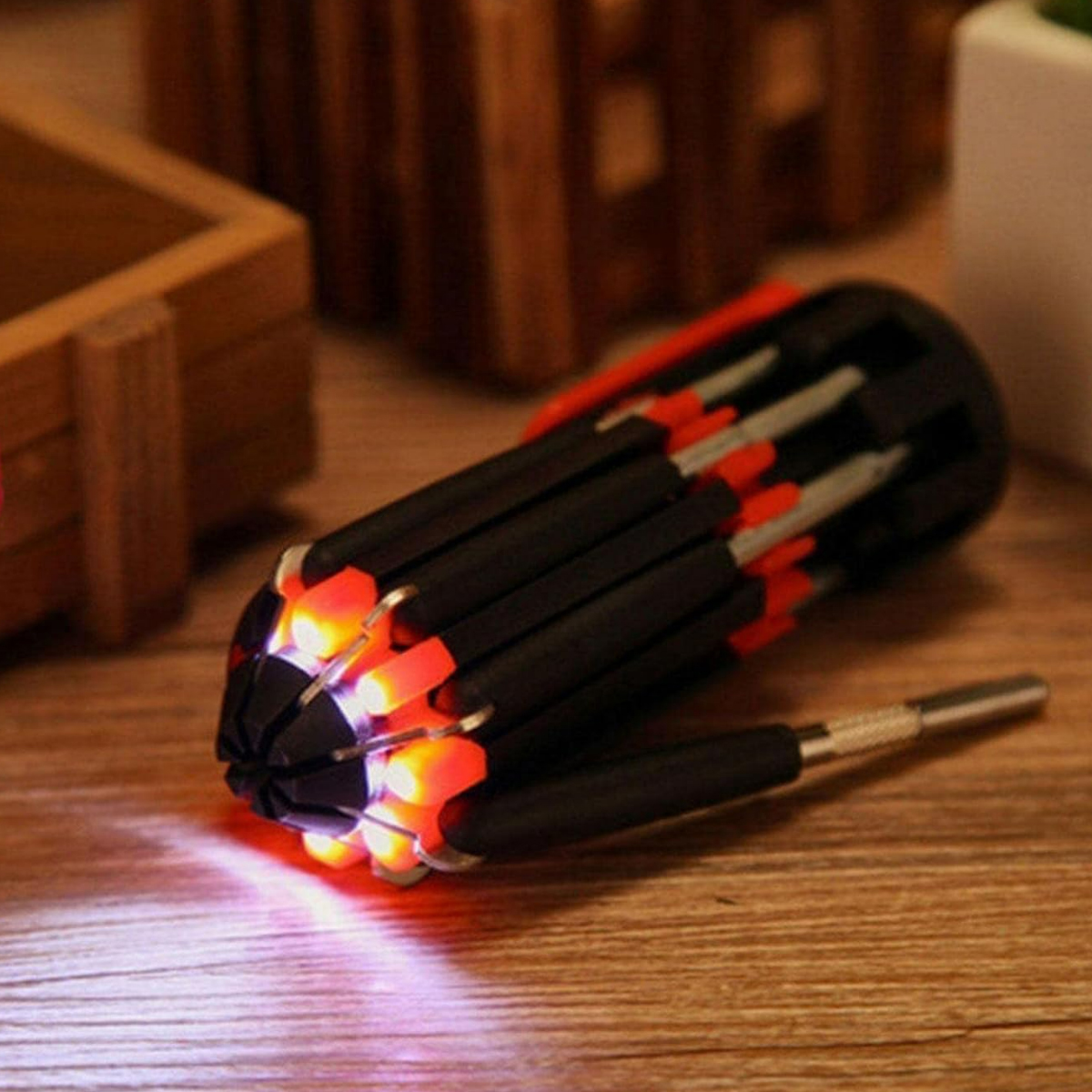 8-in-1 Screwdriver & Flashlight with LED Multi-Tool 3
