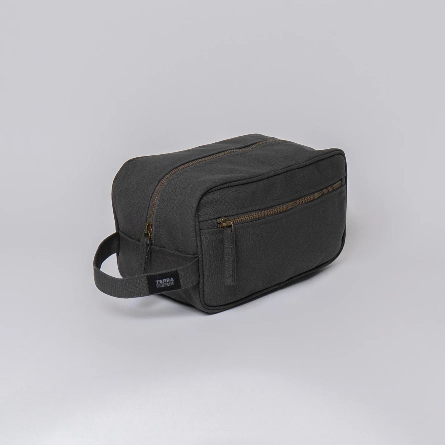 TERRA THREAD® - Toiletry Bag Sustainable GOTS & Fair Trade Certified 1