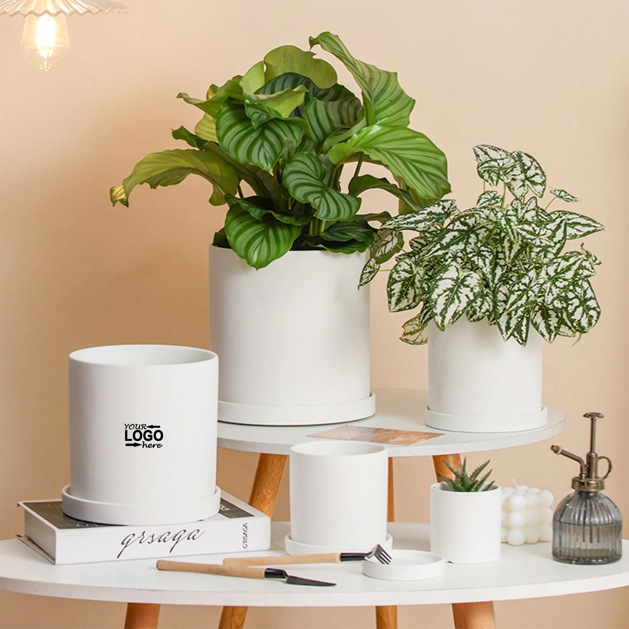 Ceramic Planter Pot With Drainage Hole And Saucer 2