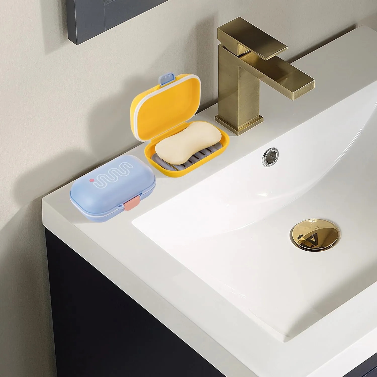 Portable Soap Dish With Lid 4