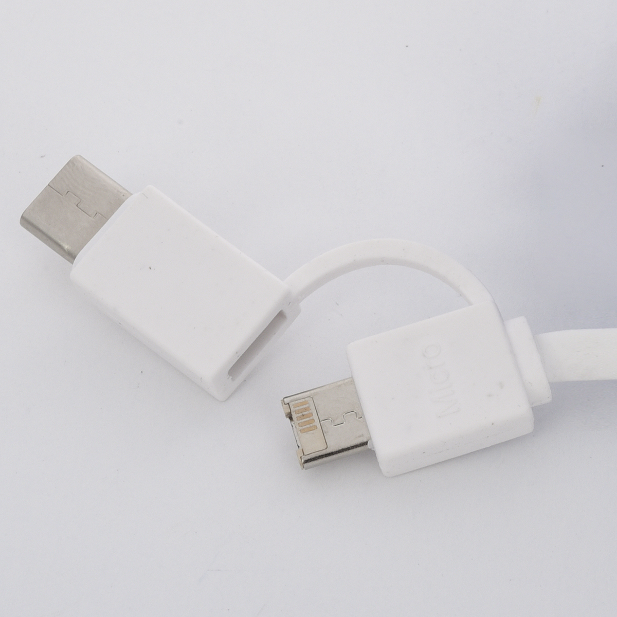 3-in-1 Gallivant Retractable Charging Cable 5