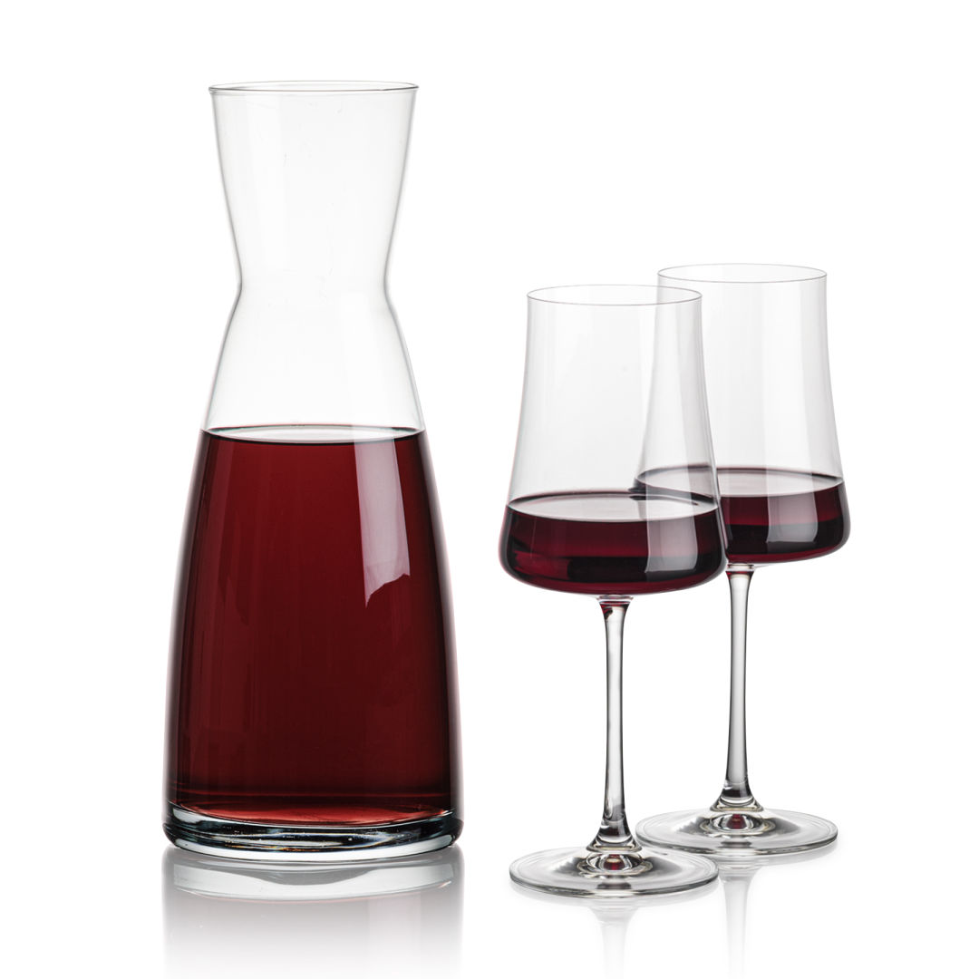 Winchester Carafe & Dakota Wine 3