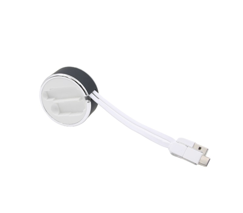 2-in-1 Retractable Type C Charging Cable 4