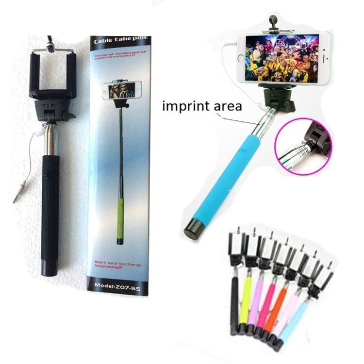 Wired Extendable Selfie Stick 1