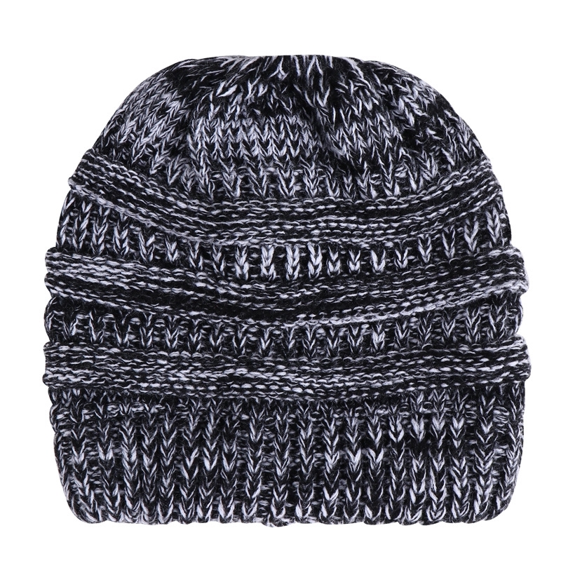 Acrylic Knitted Ponytail Beanie 4