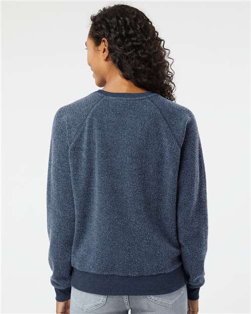 Women's Fleece Out Crewneck Pullover - K01 60