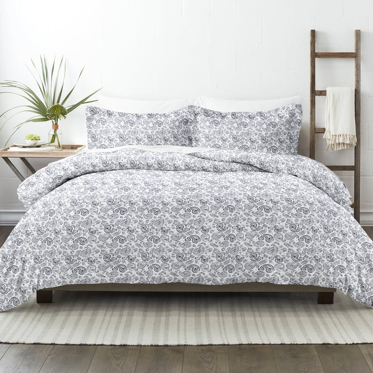 Duvet Cover Sets - Paisley Print Navy 3 Piece Queen 1