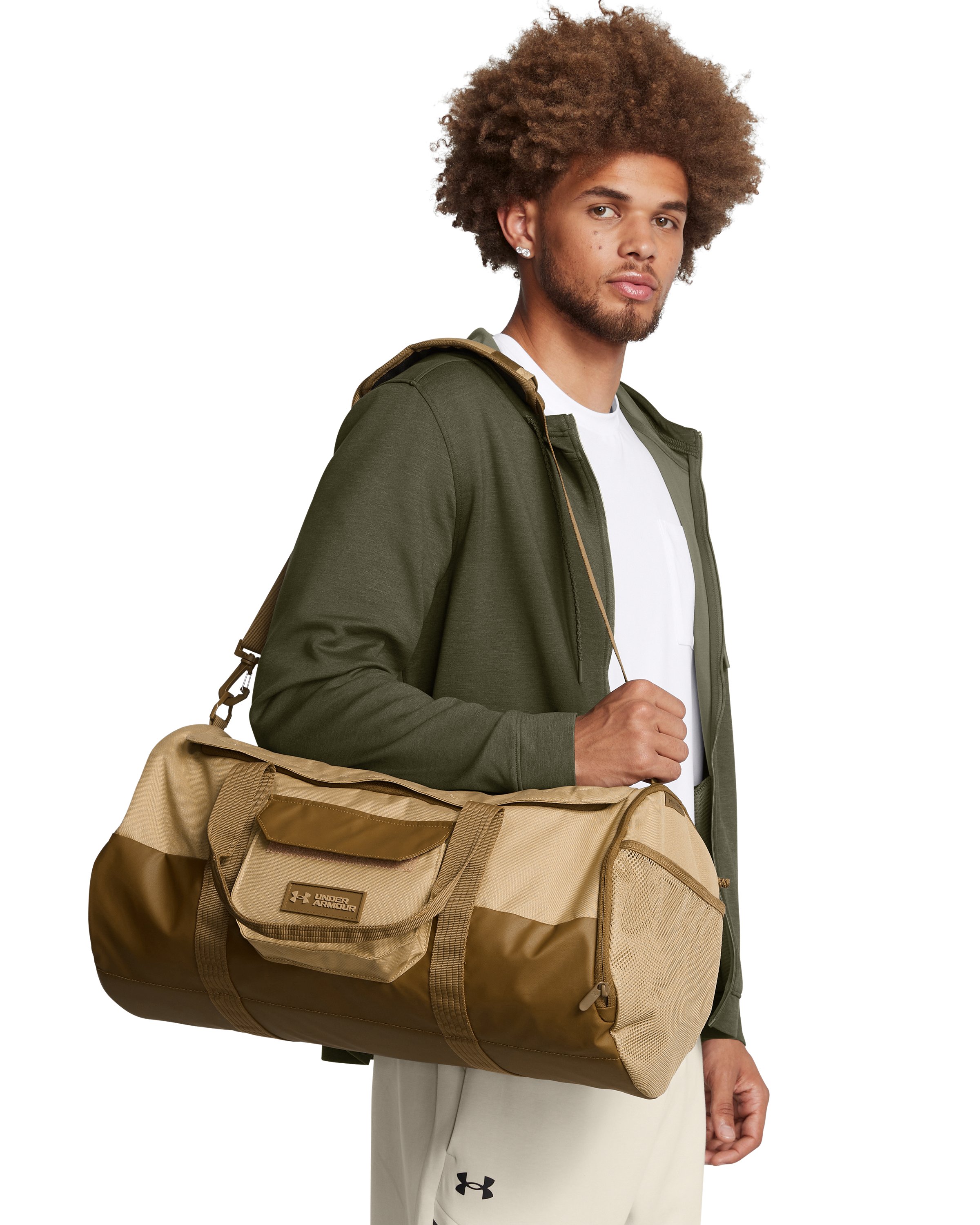 UA Triumph Barrel Duffle 4