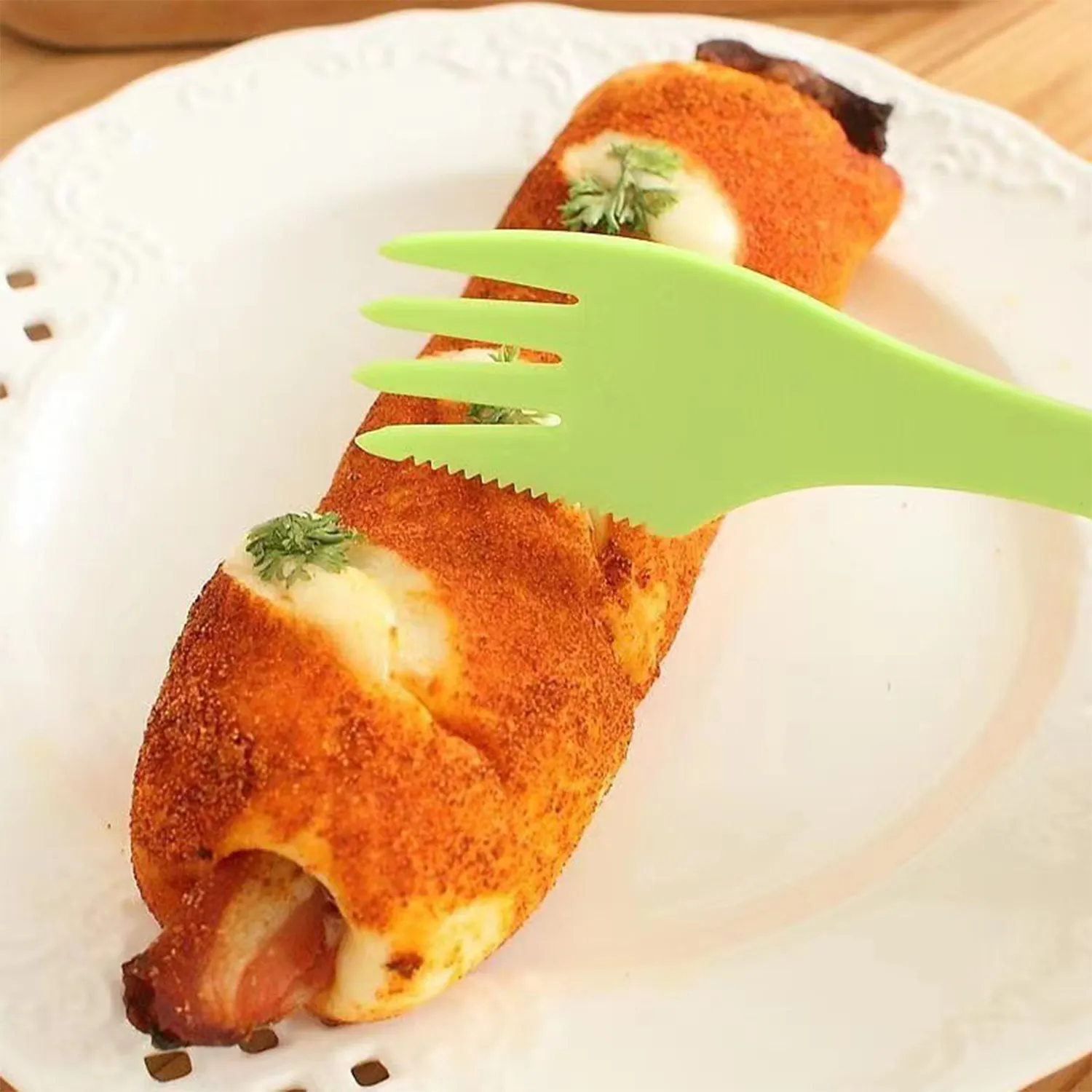 3-In-1 Multi-Functional Spork For Outdoor And Home Use 6