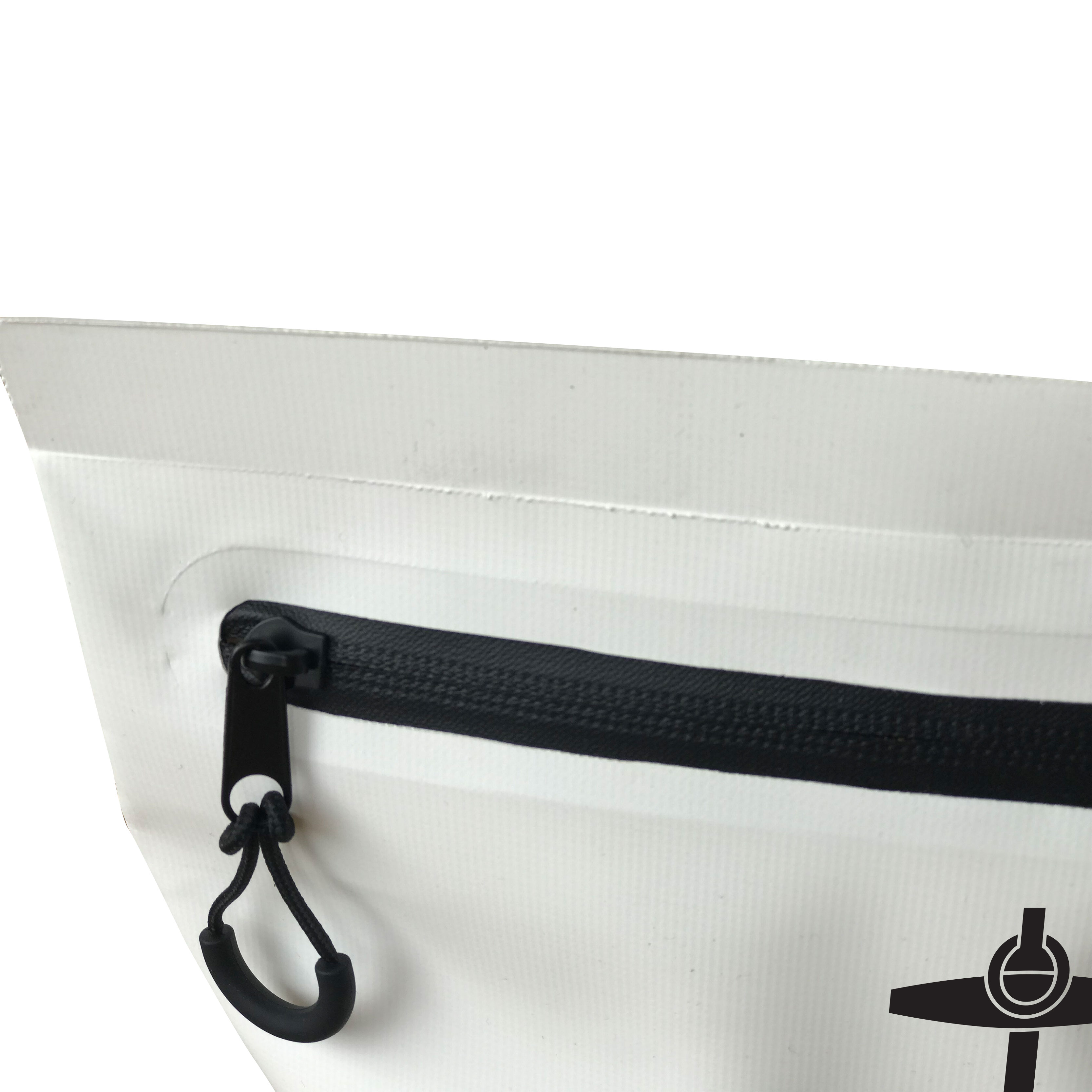 Zippered Pool Pouch 7