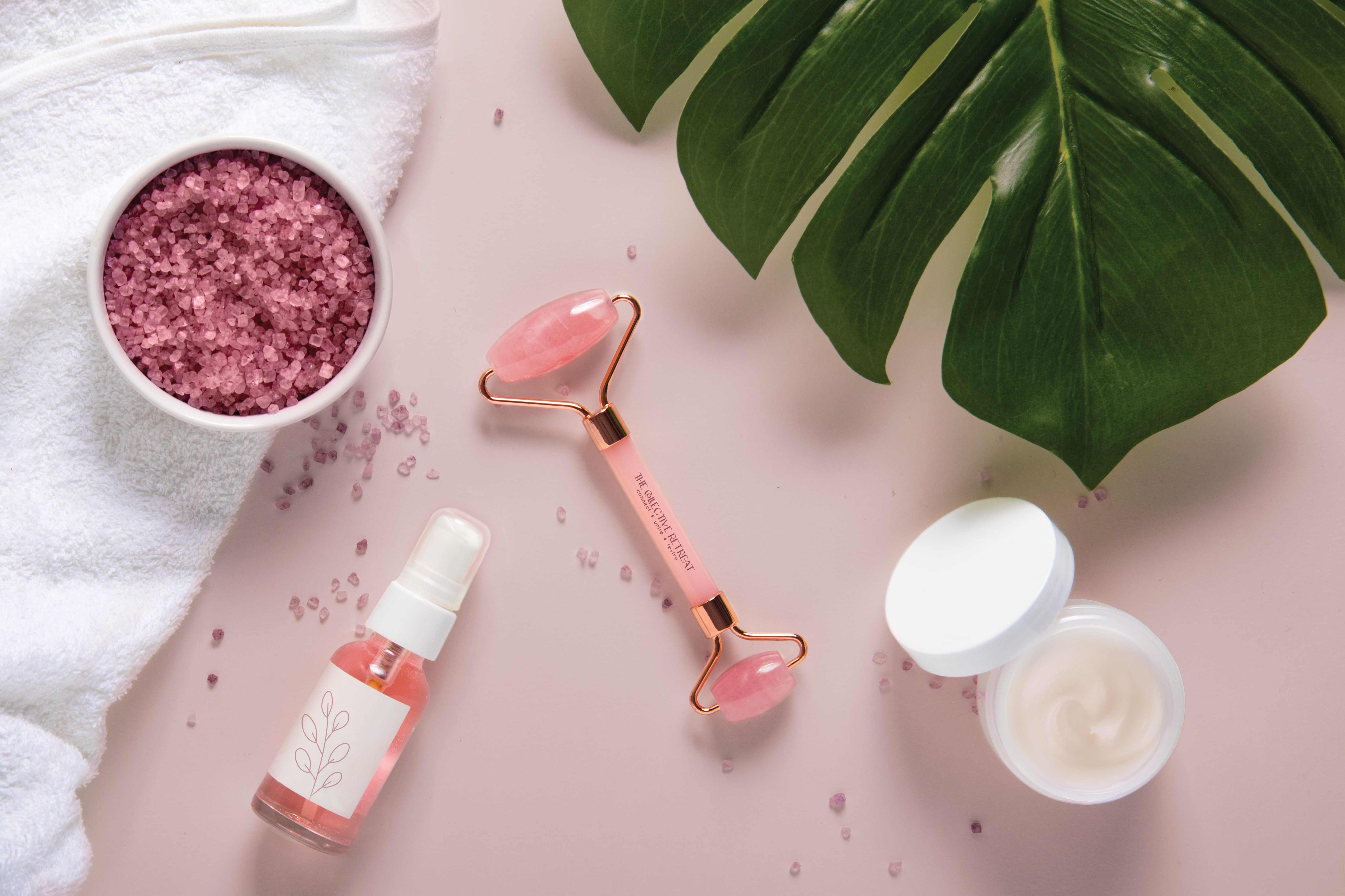 Rose Quartz Face Roller 2