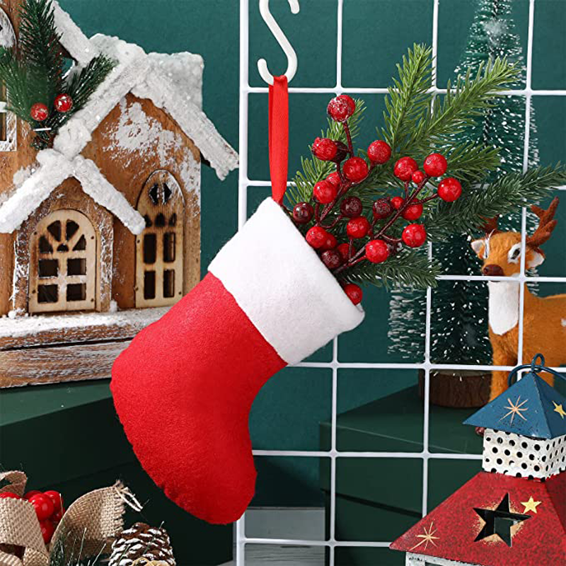 16" Felt Christmas Stockings 4