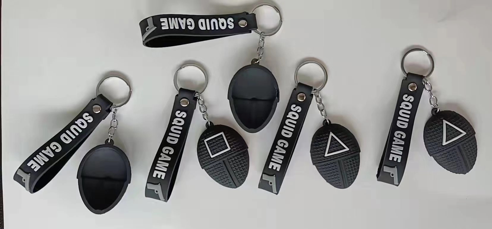 peripheral keychain masked person 3D 2