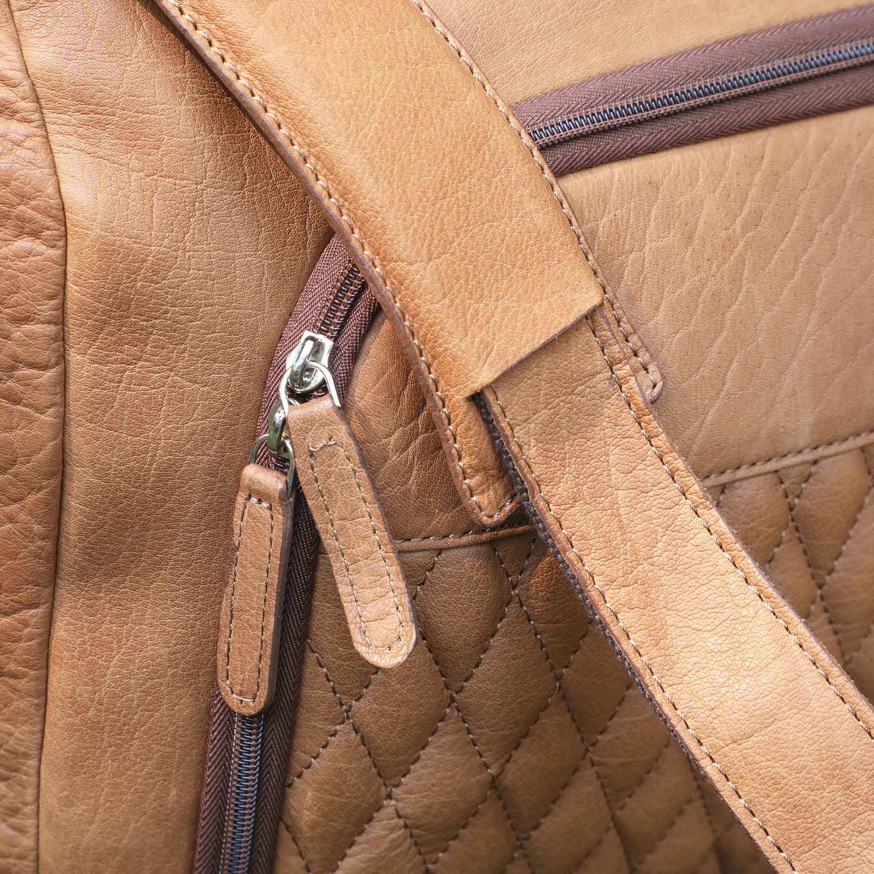 Bell Canyon Leather Duffel Bag 17