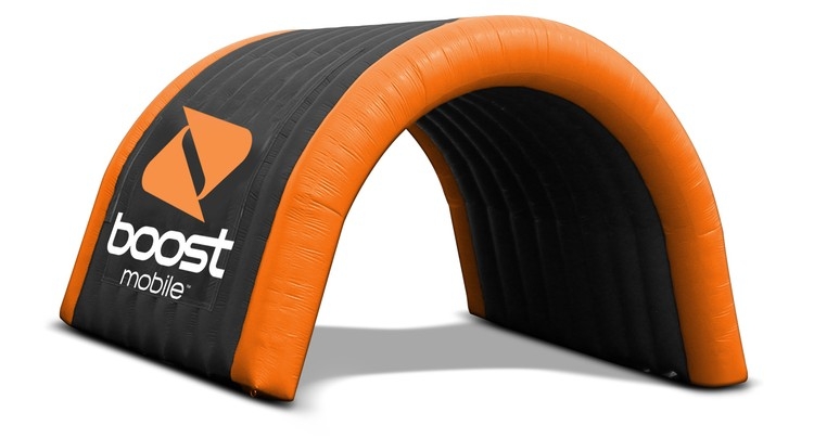 Run-Through custom inflatable tunnel 2