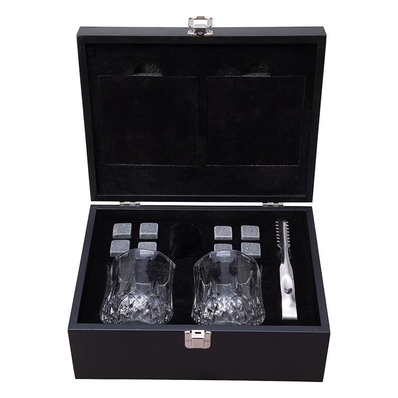 Downey 14-Piece Whiskey Set 1