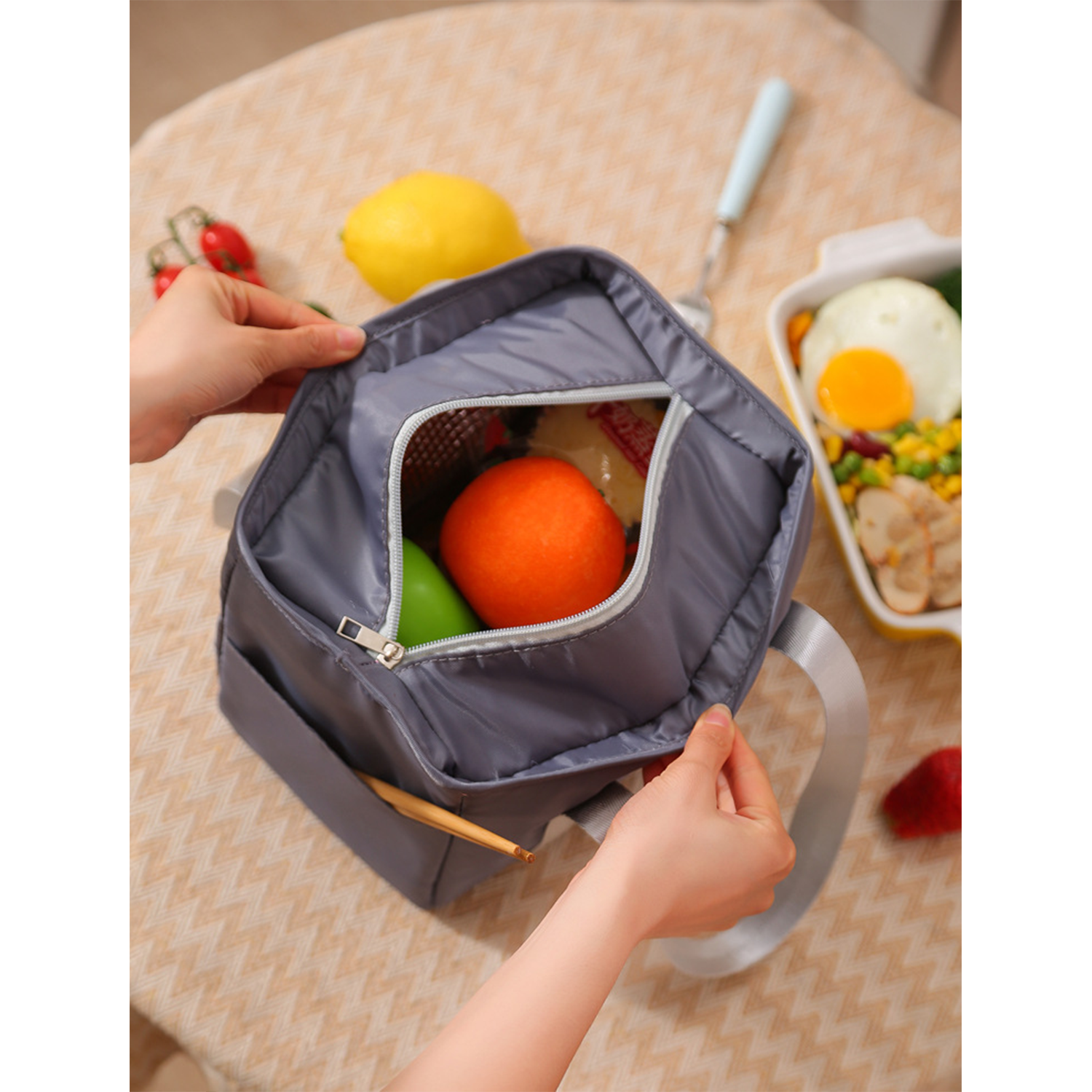 Waterproof lunch box 2