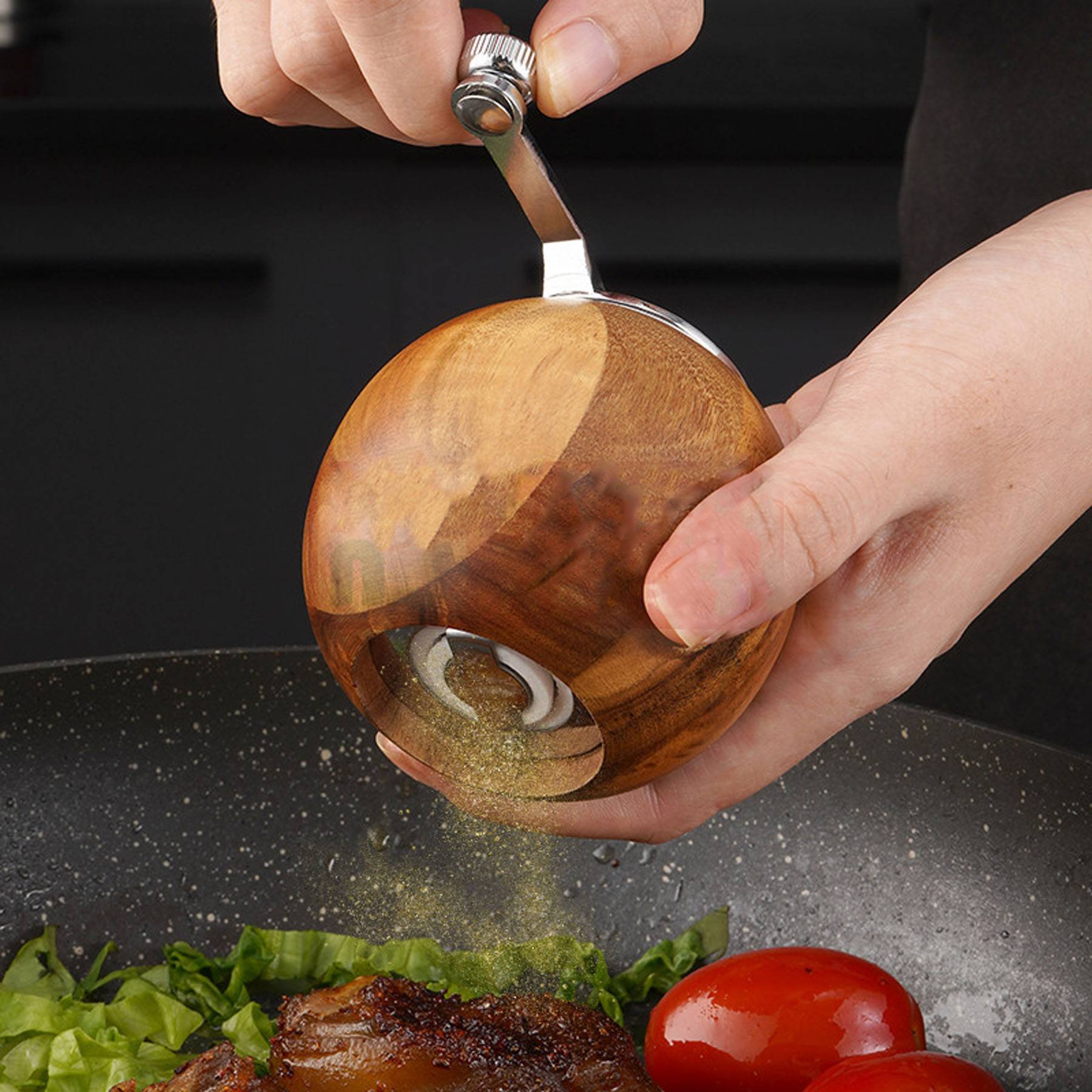 Wooden Salt and Pepper Grinders 4