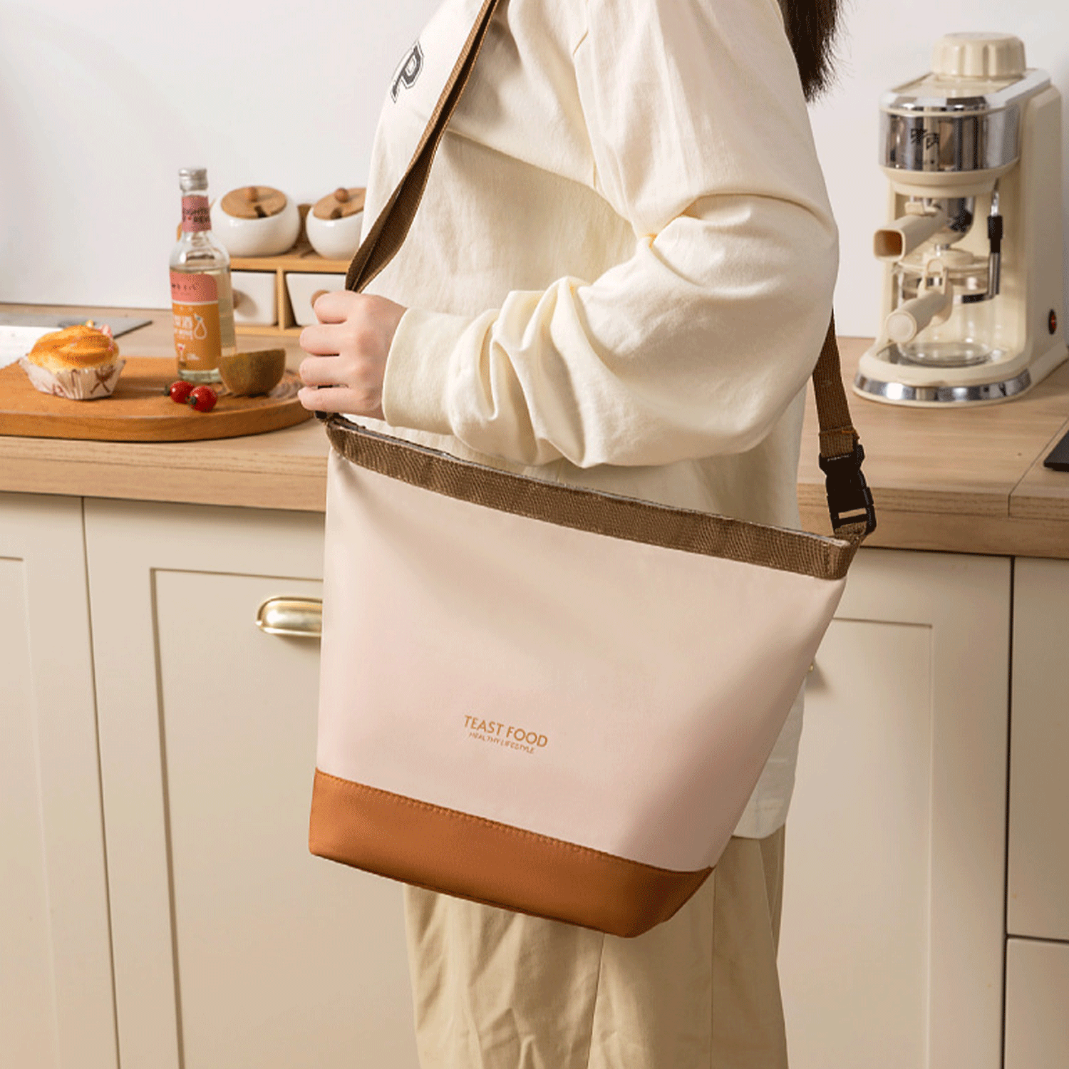 Portable Color-Block Oxford Insulated Tote Crossbody Bag 10