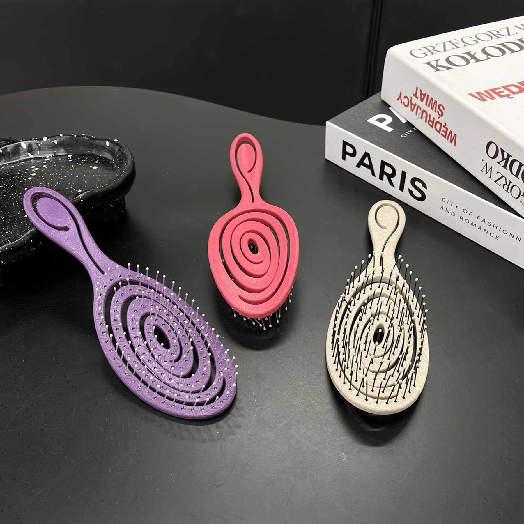Hair Straightening Brush for Smooth and Shiny Hair 3